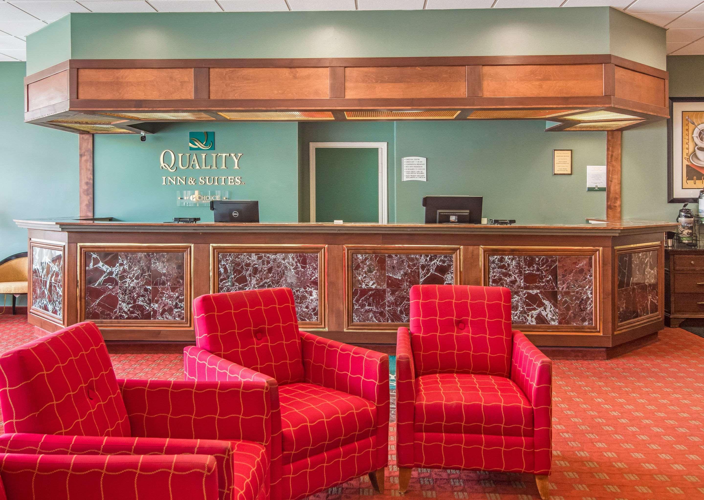 Quality Inn & Suites Virginia Ngoại thất bức ảnh