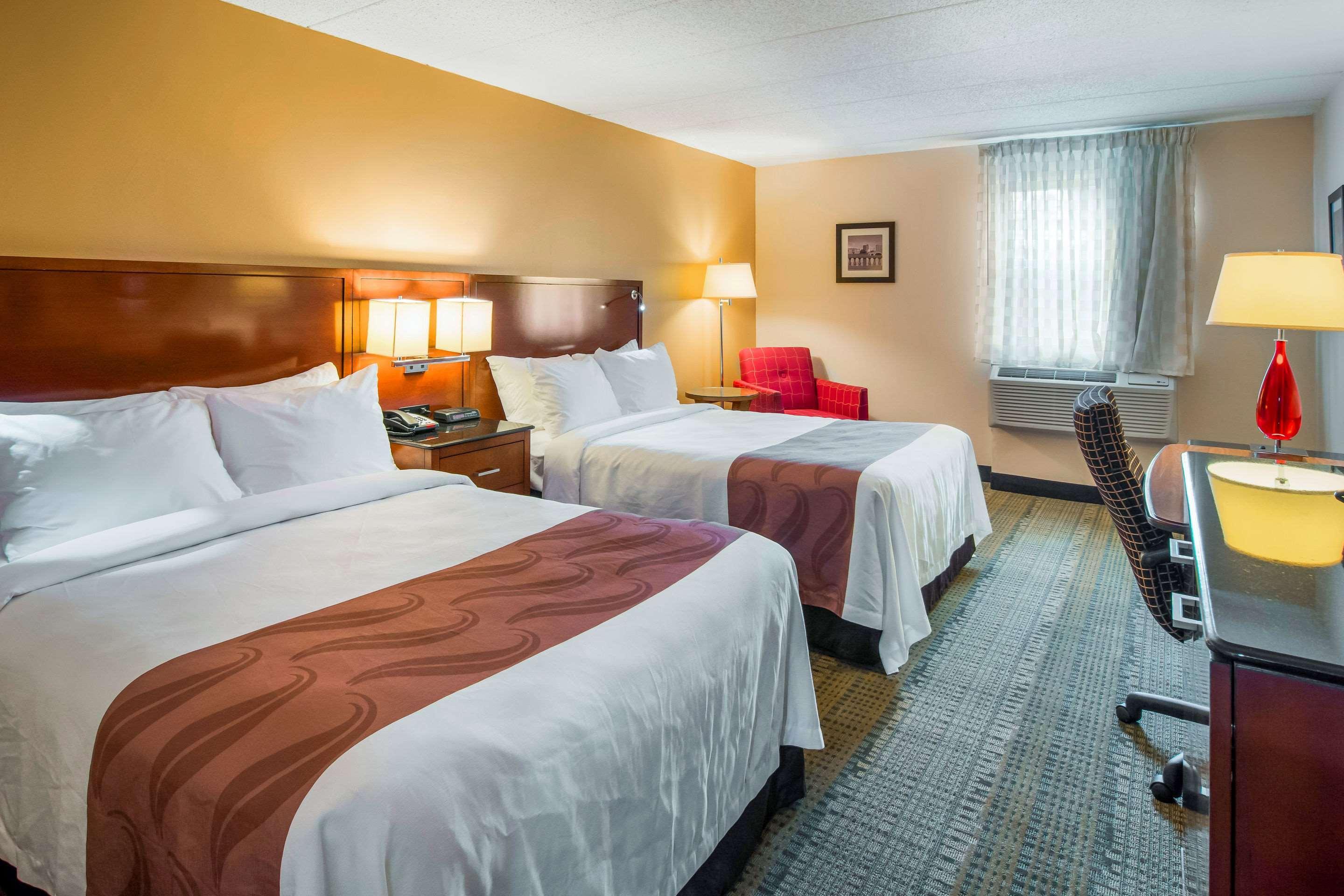 Quality Inn & Suites Virginia Ngoại thất bức ảnh