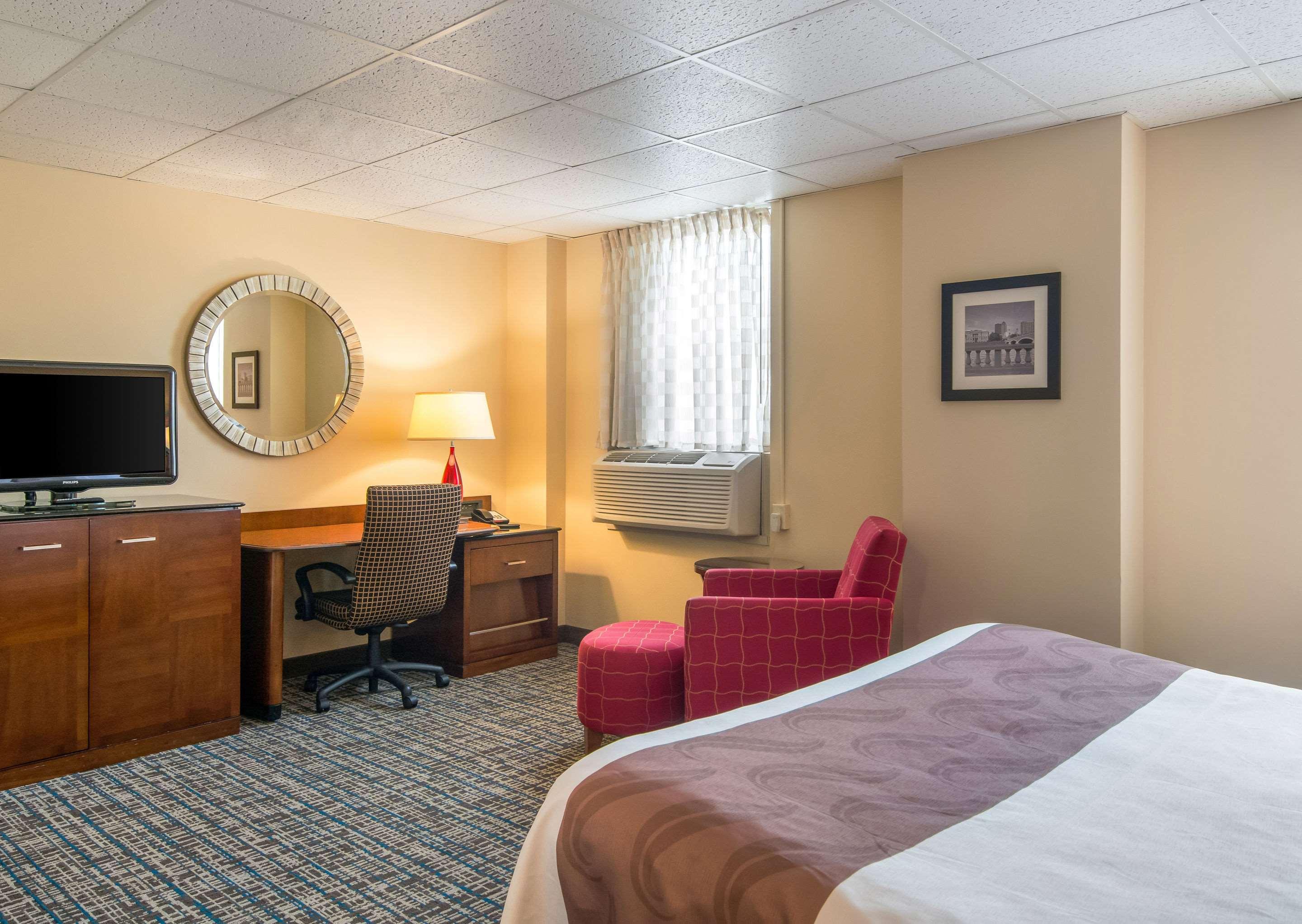 Quality Inn & Suites Virginia Ngoại thất bức ảnh