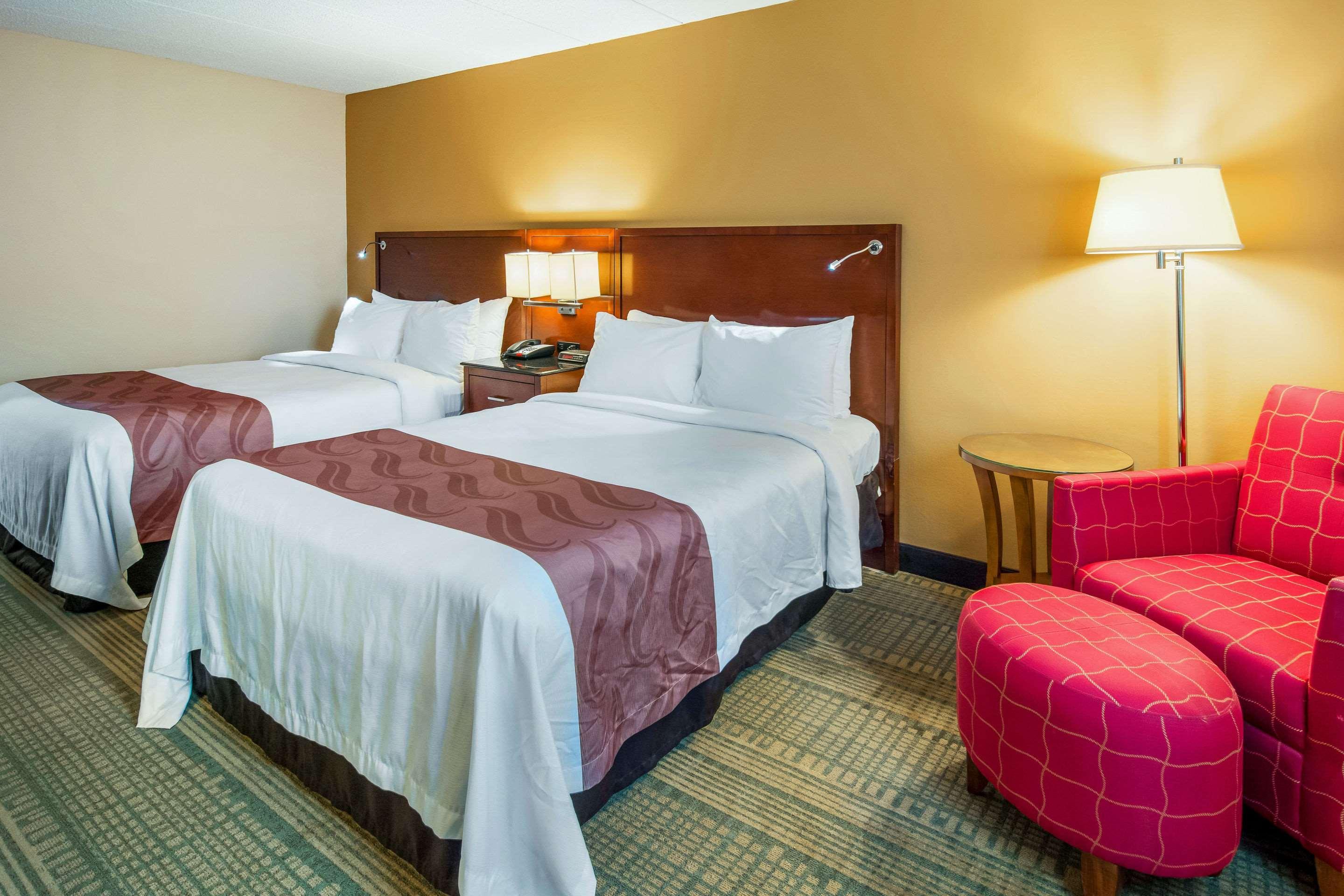 Quality Inn & Suites Virginia Ngoại thất bức ảnh