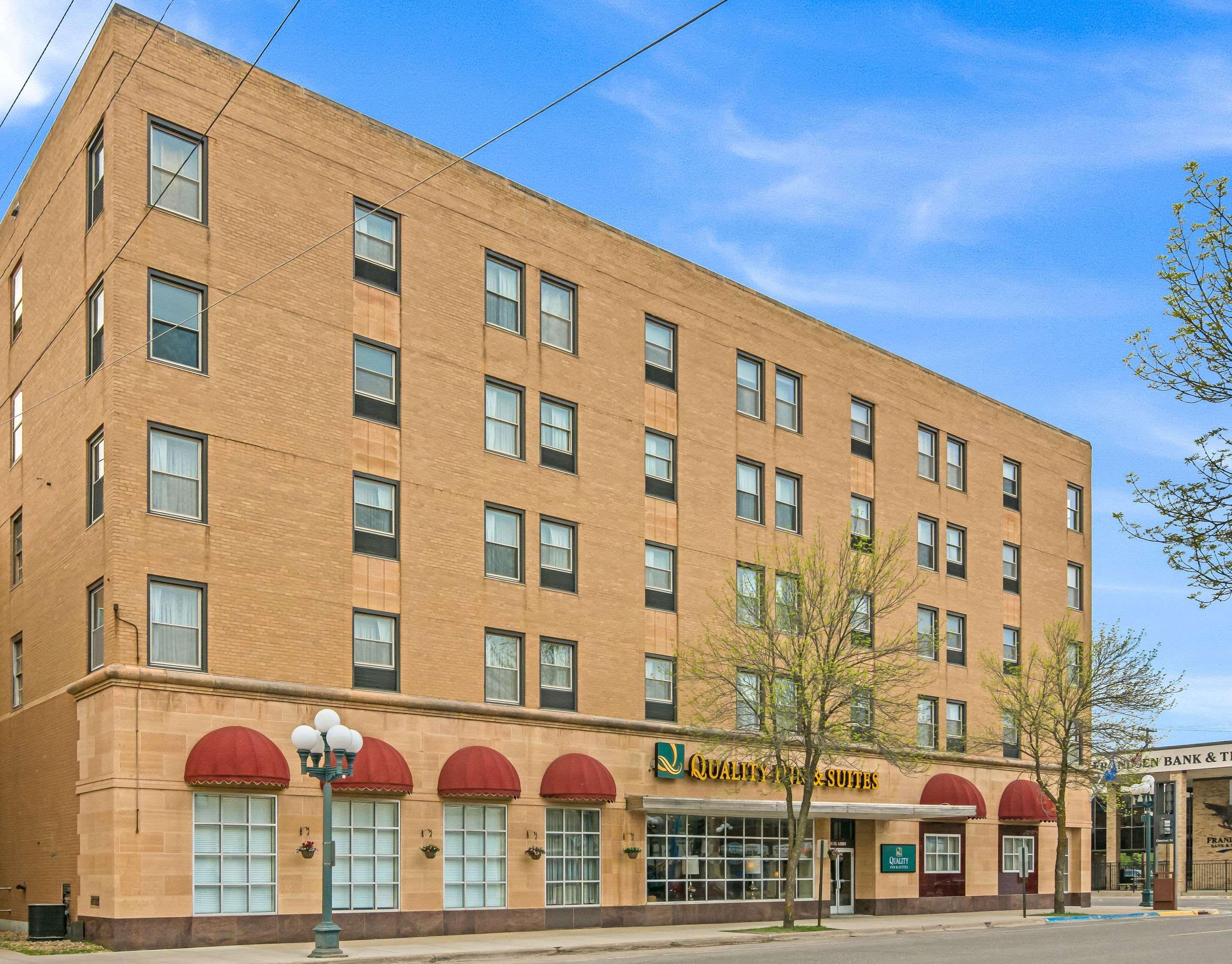 Quality Inn & Suites Virginia Ngoại thất bức ảnh